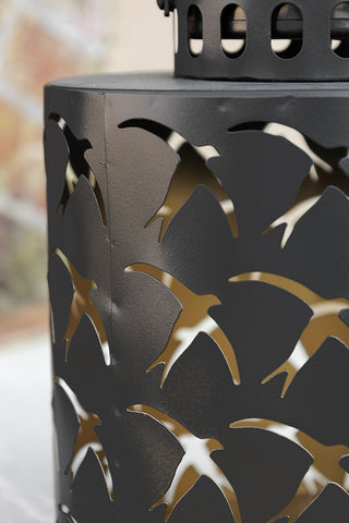 Close-up of the bird detail on the Beautiful Dancing Birds Outdoor Solar Light.