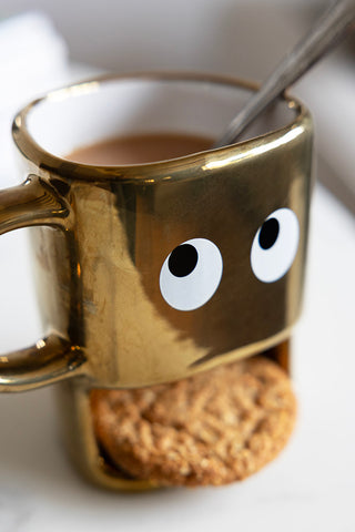 Gold Cookie Holding Face Mug