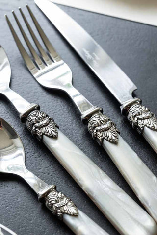 Close-up shot of the Antique Champagne Cutlery 4-Piece Set.