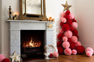 A beautiful diy honeycomb tree in pink and red.