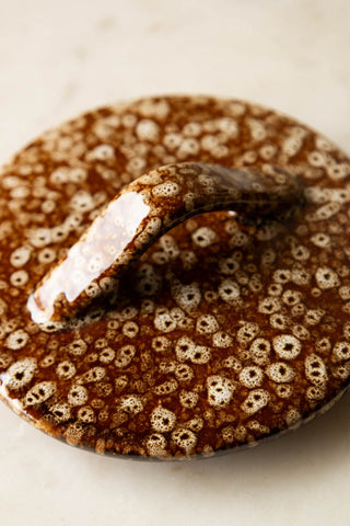 Close-up of the lid of the Mottled Brown Lidded Pot.