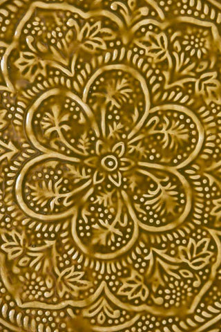 Close-up of the middle of the design on the Olive Green Floral Detail Serving Tray.