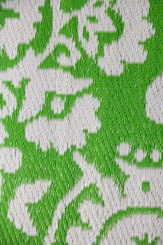 Close-up of the pattern of the Recycled Vintage Design Outdoor Rug in Green.