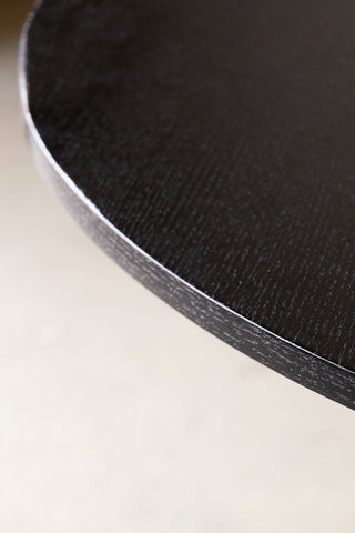 Detail shot of the edge of the Round Dining Table.