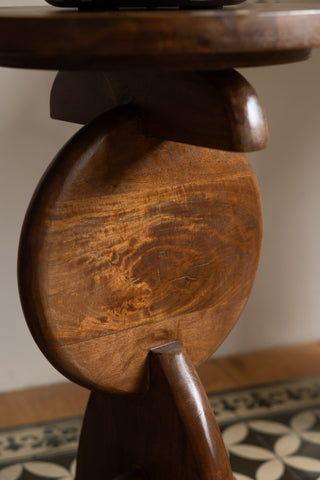 Close-up of the design of the Warm Brown Mango Wood Side Table.