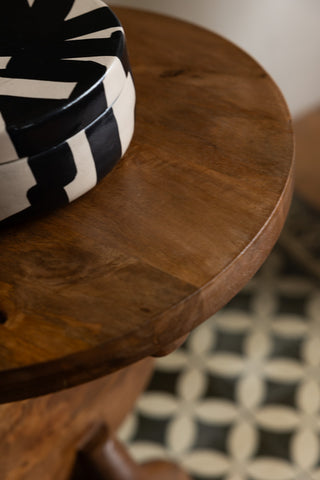 Close-up of the top of the Warm Brown Mango Wood Side Table, seen from above.