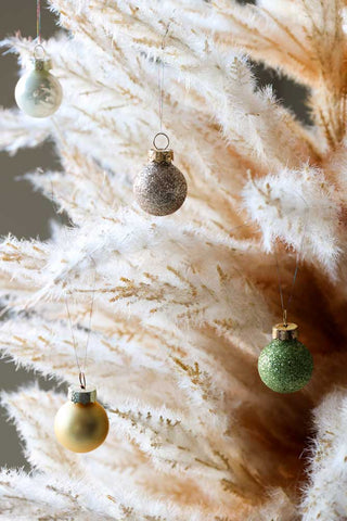 Detail image of the Small Faux Pampas Grass Christmas Tree