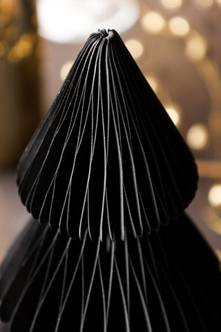 Detail image of the Set Of 3 Black Honeycomb Christmas Trees